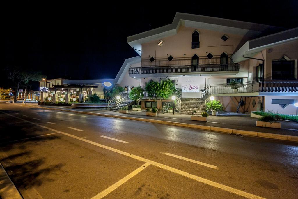 Hotel L'Approdo Cesenatico Exterior photo