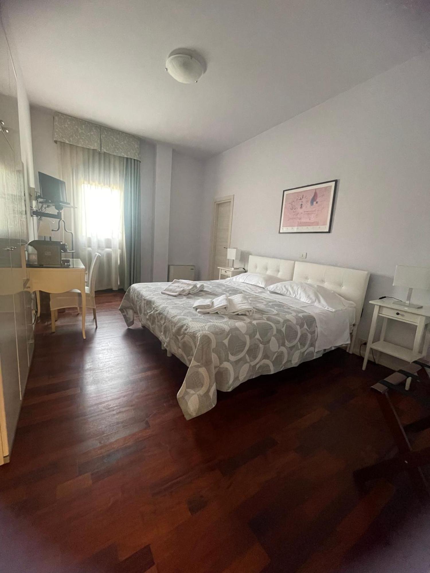 Hotel L'Approdo Cesenatico Exterior photo